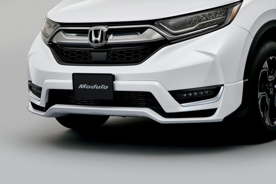 Детали экстерьера Honda CR-V by Modulo 2018 года  (JP) (фото 4 из 14)